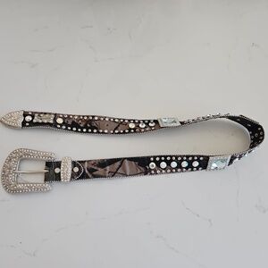 Fashion Dramatic Buckle Rhinestone and Crystal Belt